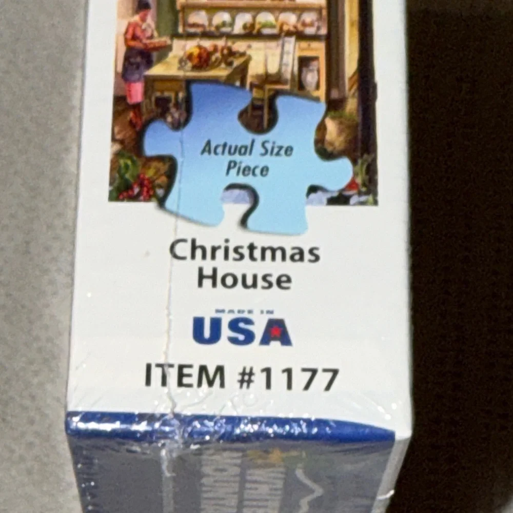 White‎ Mountain Festive “Christmas House” Puzzle Holiday NEW